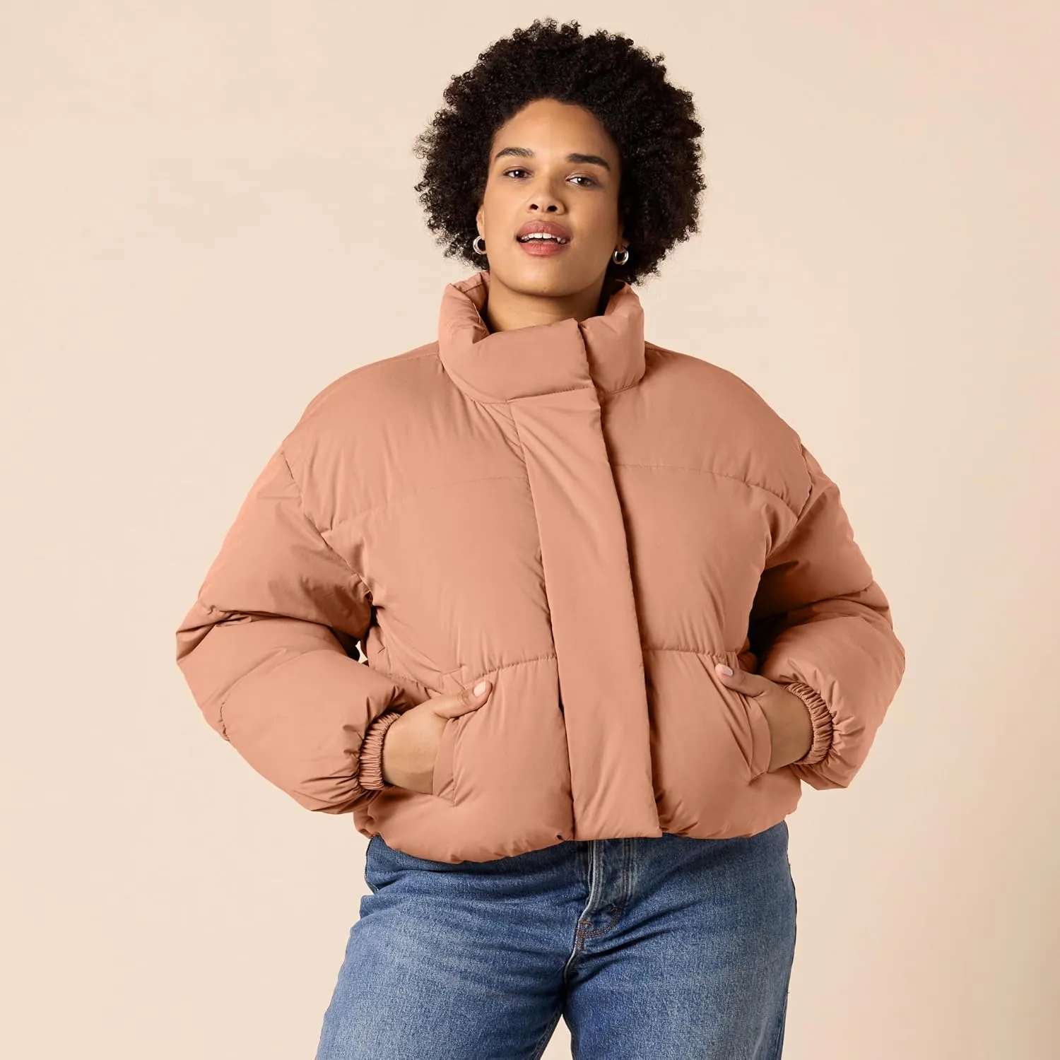 Amazon Essentials Women's Cropped Full-Zip Puffer Jacket (Quilted Matte or Sherpa Fleece)